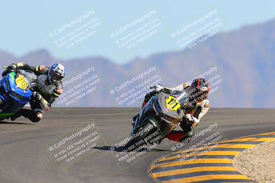 media/Oct-29-2022-CVMA (Sat) [[14c0aa3b66]]/Race 4 500 Supersport-350 Supersport/